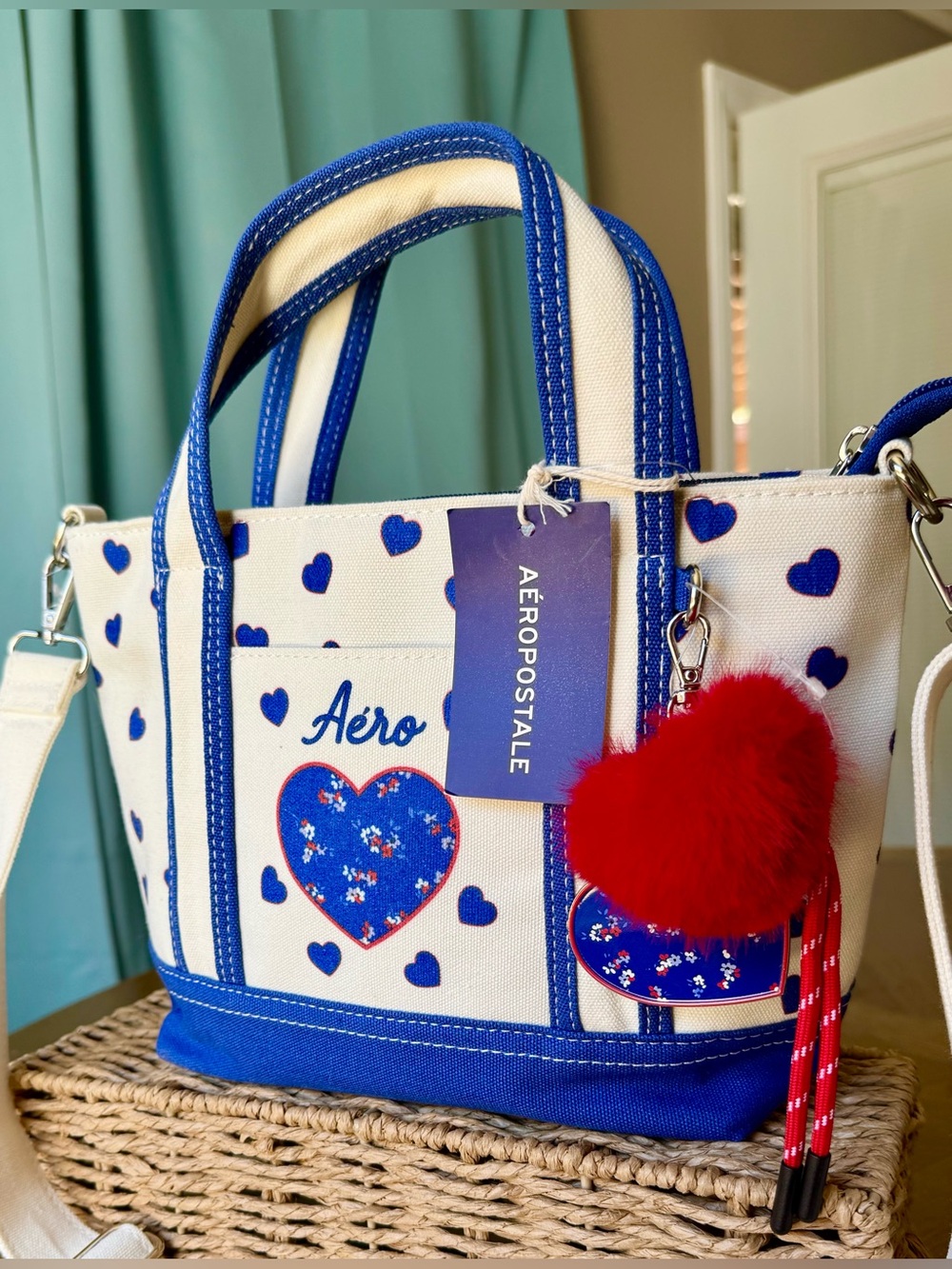 AEROPOSTALE ❤️ Americana Heart Bag with Heart Clip Charms Canvas Crossbody Tote